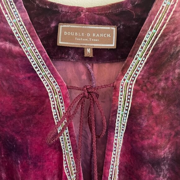 DOUBLE D RANCH Velvet Dress: Beads & Embroidery; Medium; Excellent Condition!!! - Picture 5 of 16